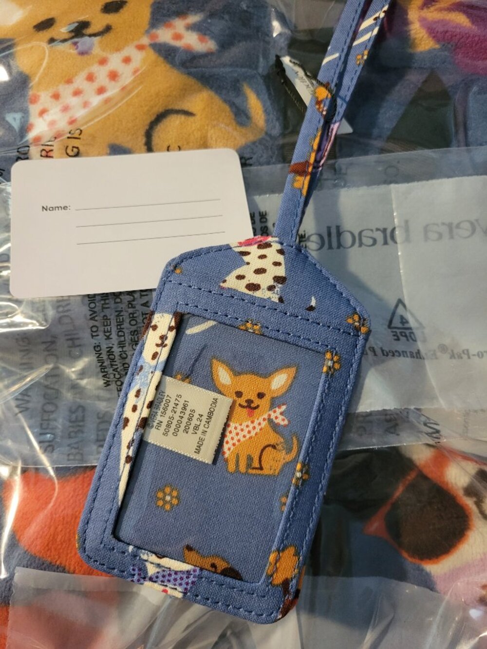 Vera Bradley Bark Park essential throw blanket & luggage tag - Picture 6 of 8
